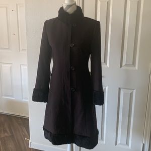 Vintage Mathilde J. Rondinaud 100% Lambs Wool Goat Fur Trim Coat. SIZE 38/8